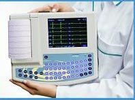 ELECTROCARDIOGRAF PORTABIL CU 3, 6 sau 12 CANALE <br />